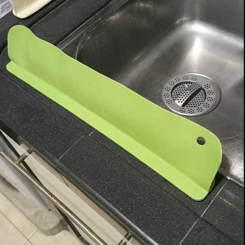 Silicone Kitchen Sink Splash Guard | 48cm Water Baffle